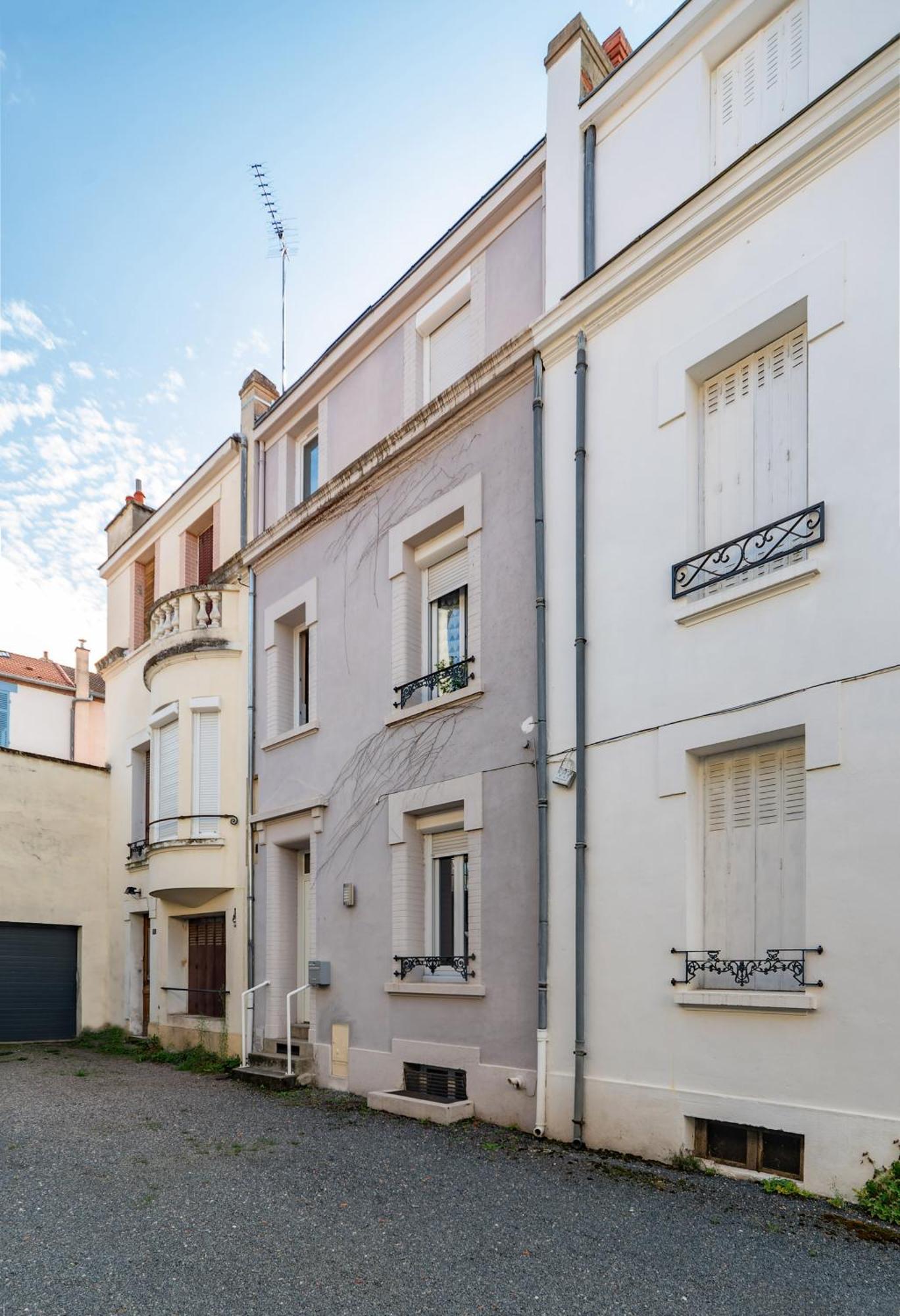 Le Vizier - Appartement Design Avec Parking En Centre Ville Виши Экстерьер фото